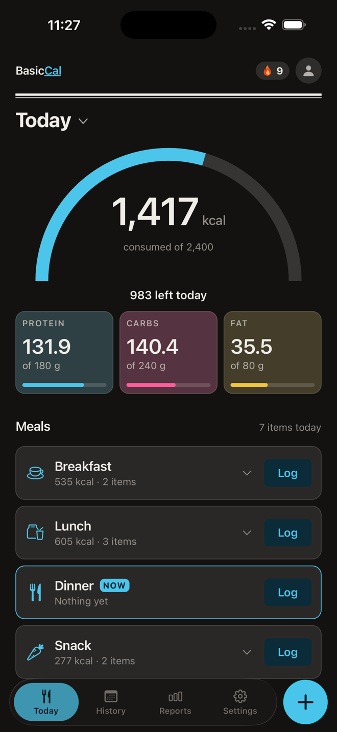 BasicCal Today screen showing calorie tracking with macro breakdown
